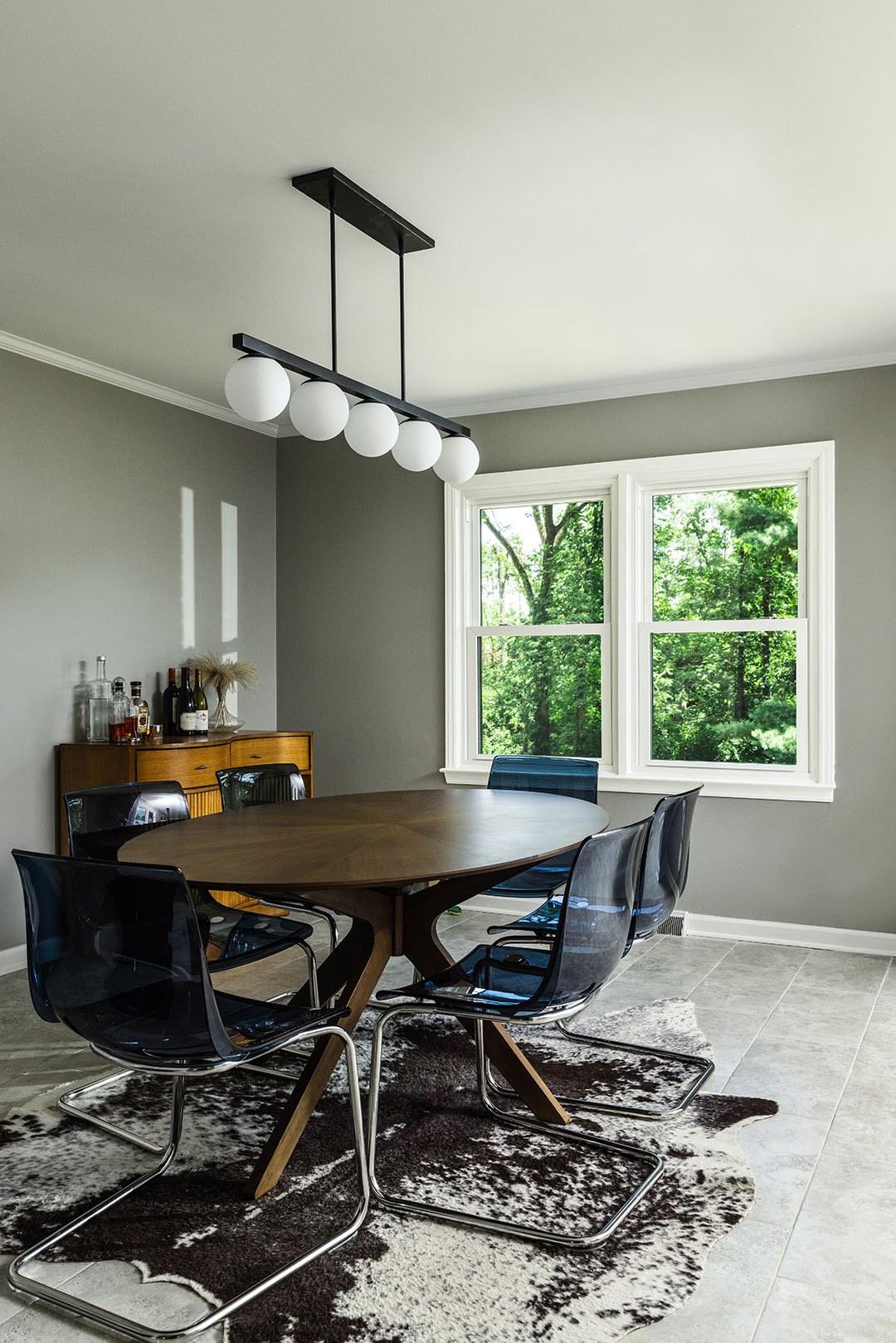 Home Interior Diningroom Windows